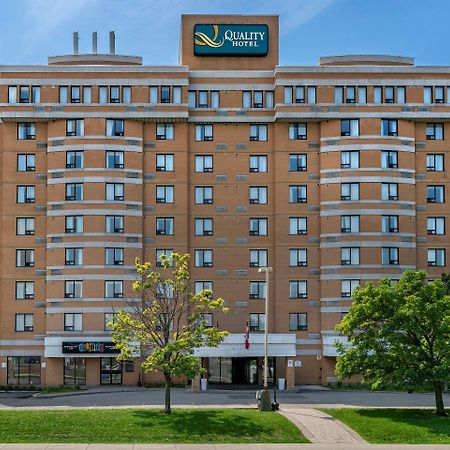 Quality Inn And Suites Montreal East Екстериор снимка