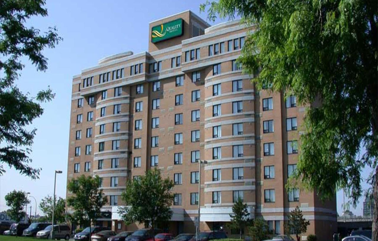 Quality Inn And Suites Montreal East Екстериор снимка